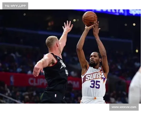 公牛队有意引进比尔 太阳队或考虑创纪录买断合同 公牛队有意引进比尔 太阳队或考虑创纪录买断合同