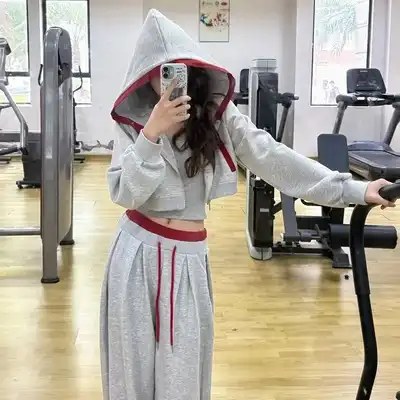 潘宏